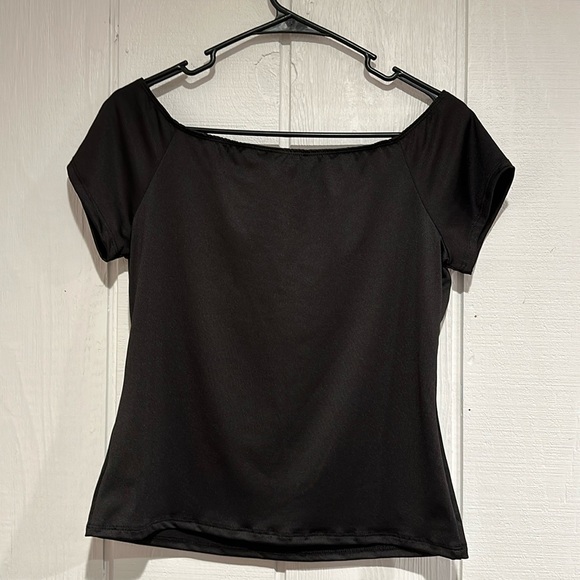 White Birch Black Off the Shoulder Short Sleeve Top - Picture 3 of 5